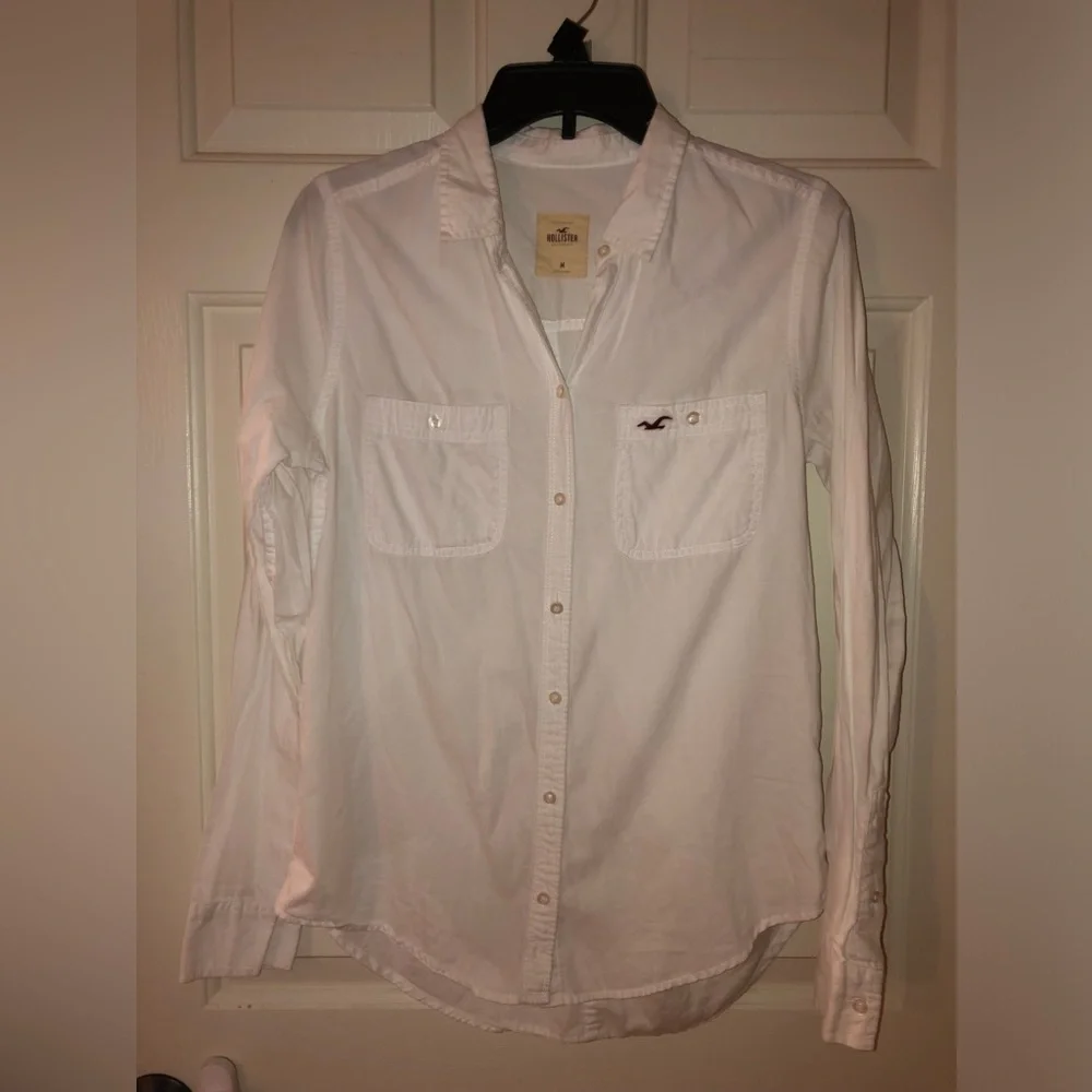 Hollister button down long sleeve top shirt, size medium - Picture 1 of 4